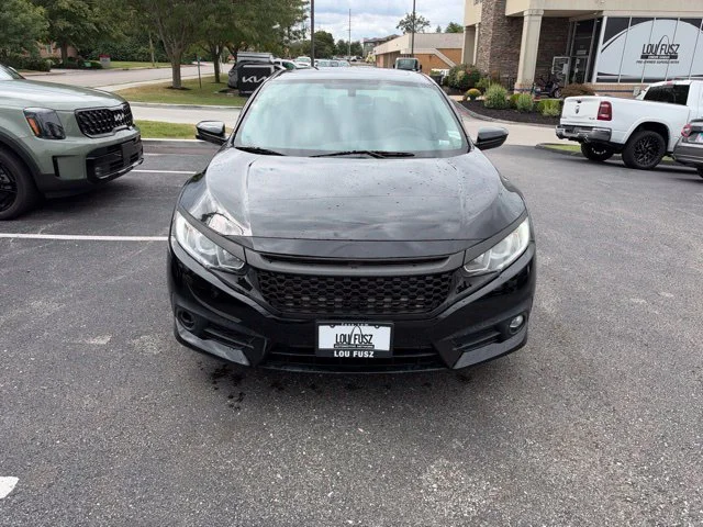 Used 2017 Honda Civic EX-T with VIN 19XFC1E38HE019604 for sale in Creve Coeur, MO