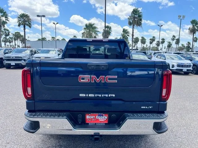 Used 2022 PACIFIC BLUE METALLIC GMC SLT image 8