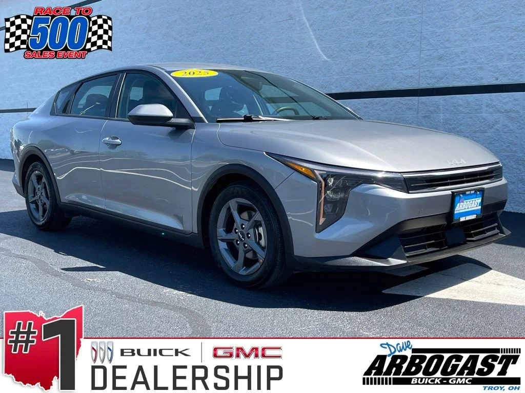 2025 Kia K4 LXS AT's photo