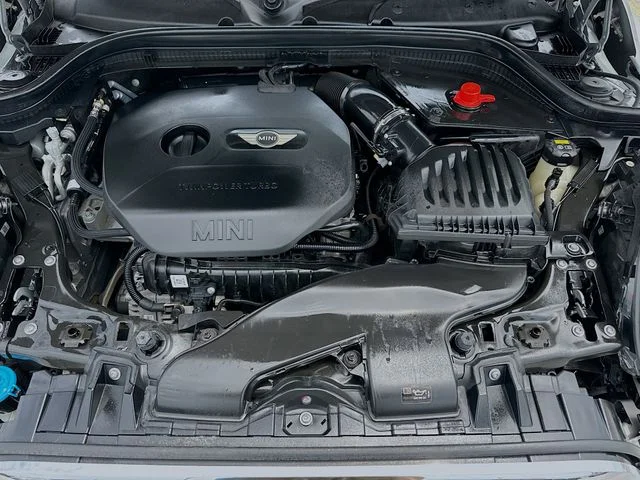 Used 2019 Gray MINI Signature image 31