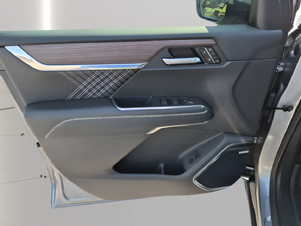 2026 GMC Acadia Denali - Photo 19