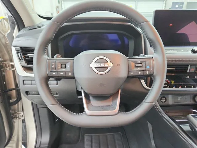 Used 2026 Gold Nissan Platinum image 25