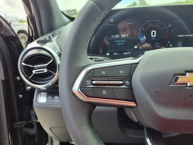 New 2026 Mosaic Black Metallic Chevrolet LT image 16