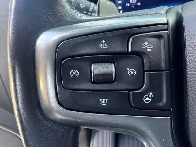 Used 2022 Blue Chevrolet LTZ image 17