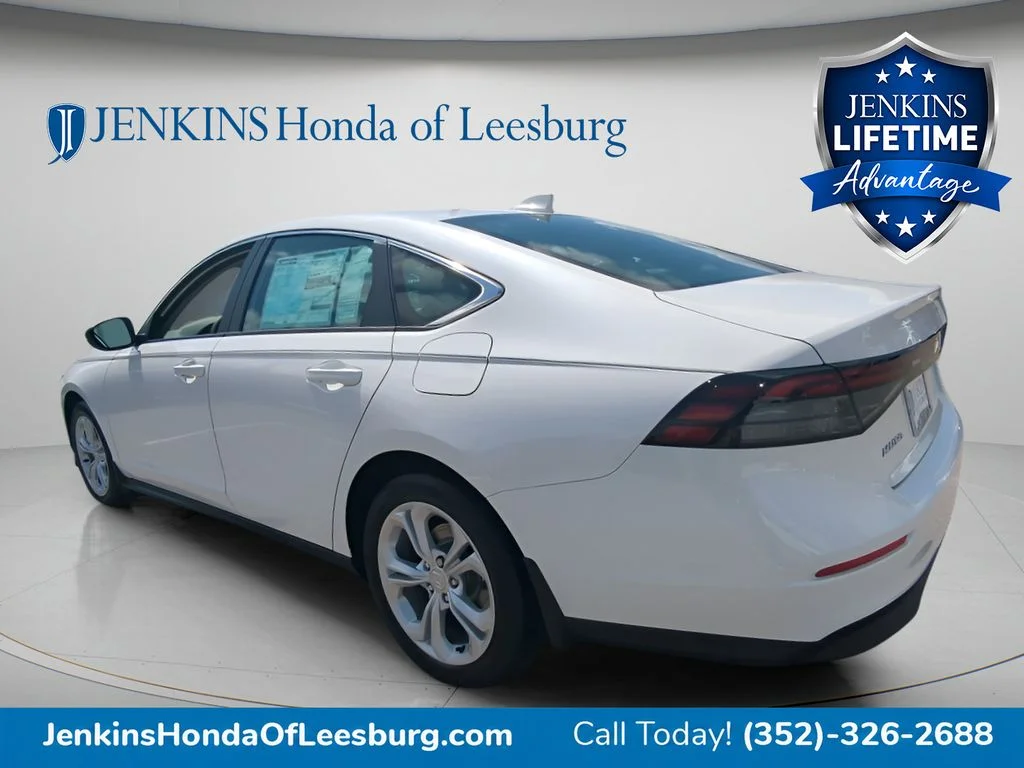 New 2026 Platinum White Pearl Honda LX image 9