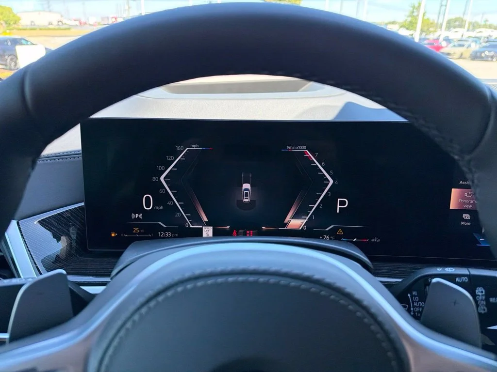 New 2027 White BMW xDrive40i image 18