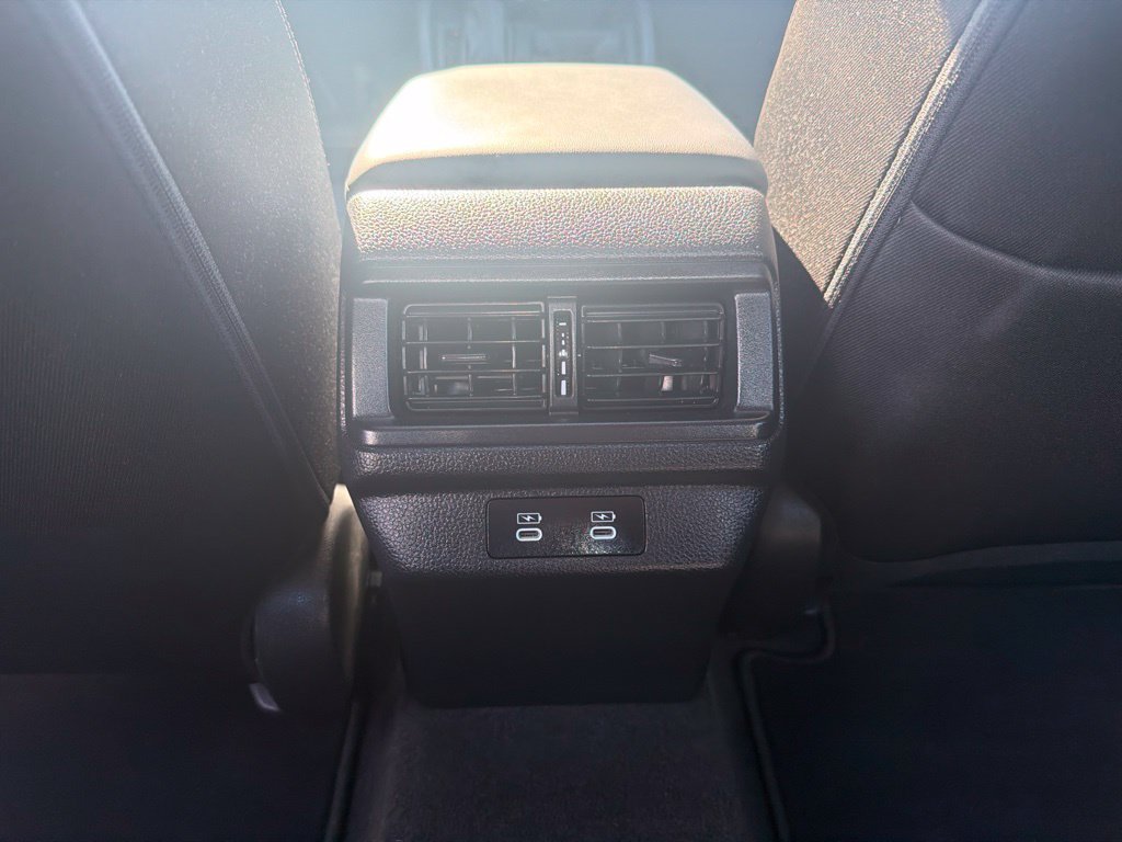 Certified Used 2025  Honda SE image 13