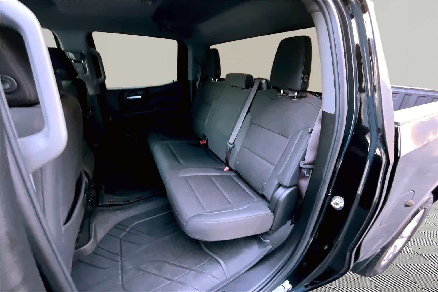 Used 2023 Black Chevrolet Custom image 21