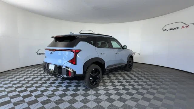 New 2027 Pale Gray Kia X-Line S image 8
