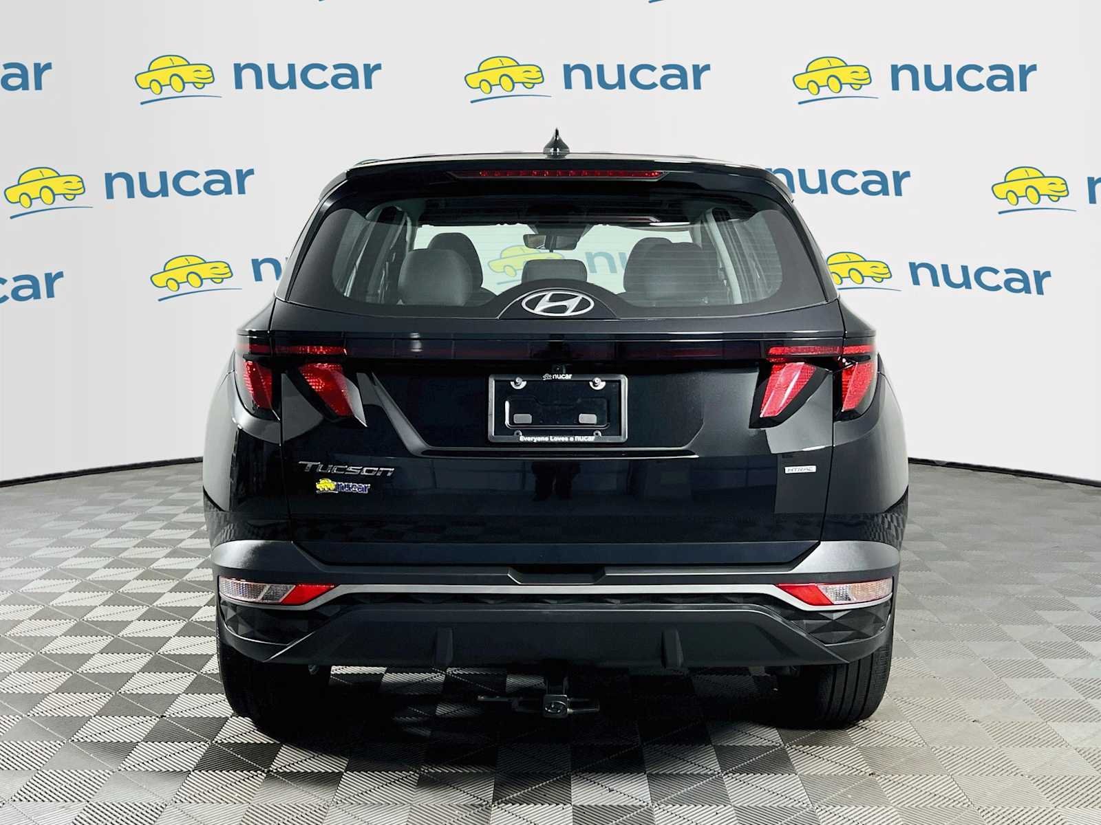 Used 2024 Black Pearl Hyundai SE image 6