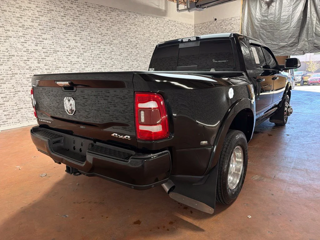 Used 2019 Diamond Black Crystal Pearlcoat Ram Limited image 7