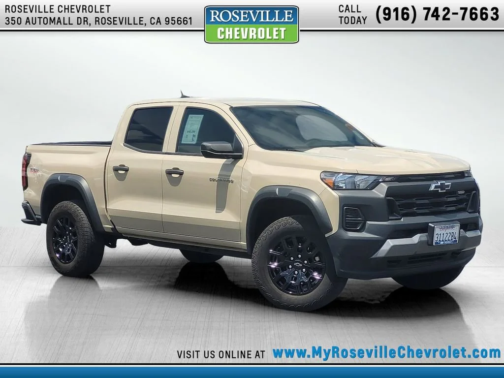 2024 Chevrolet Colorado 4WD Trail Boss Crew Cab Short Box's photo
