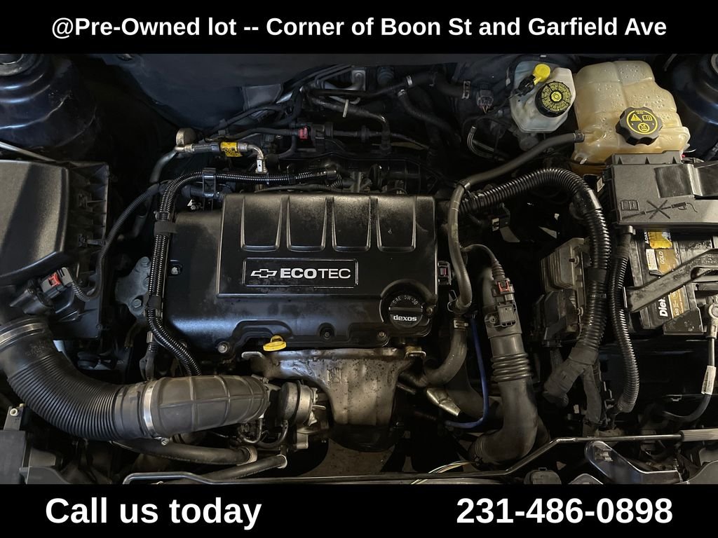 Used 2014 Blue Chevrolet 1LT image 10