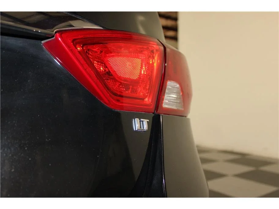 Used 2019 Mosaic Black Metallic Chevrolet LT image 17