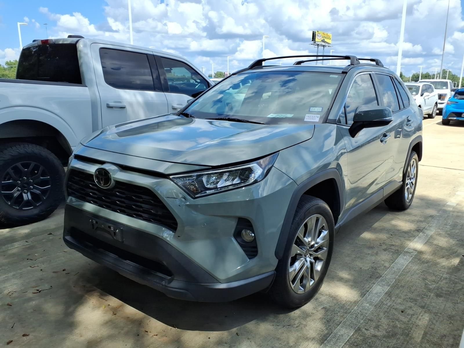 Certified Used 2021 Lunar Toyota XLE Premium image 4