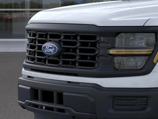 New 2026 Oxford White Ford XL image 37