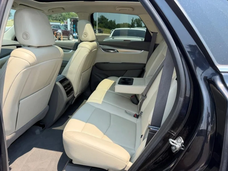 Certified Used 2021 Stellar Black Metallic Cadillac FWD Premium Luxury image 10