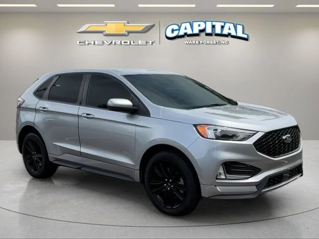 Used 2023 Silver Ford ST-Line image 7