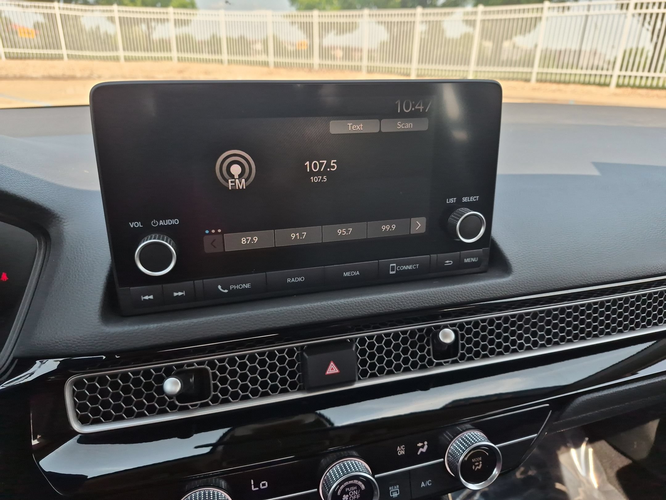 Certified Used 2023 Meteorite Honda LX image 17