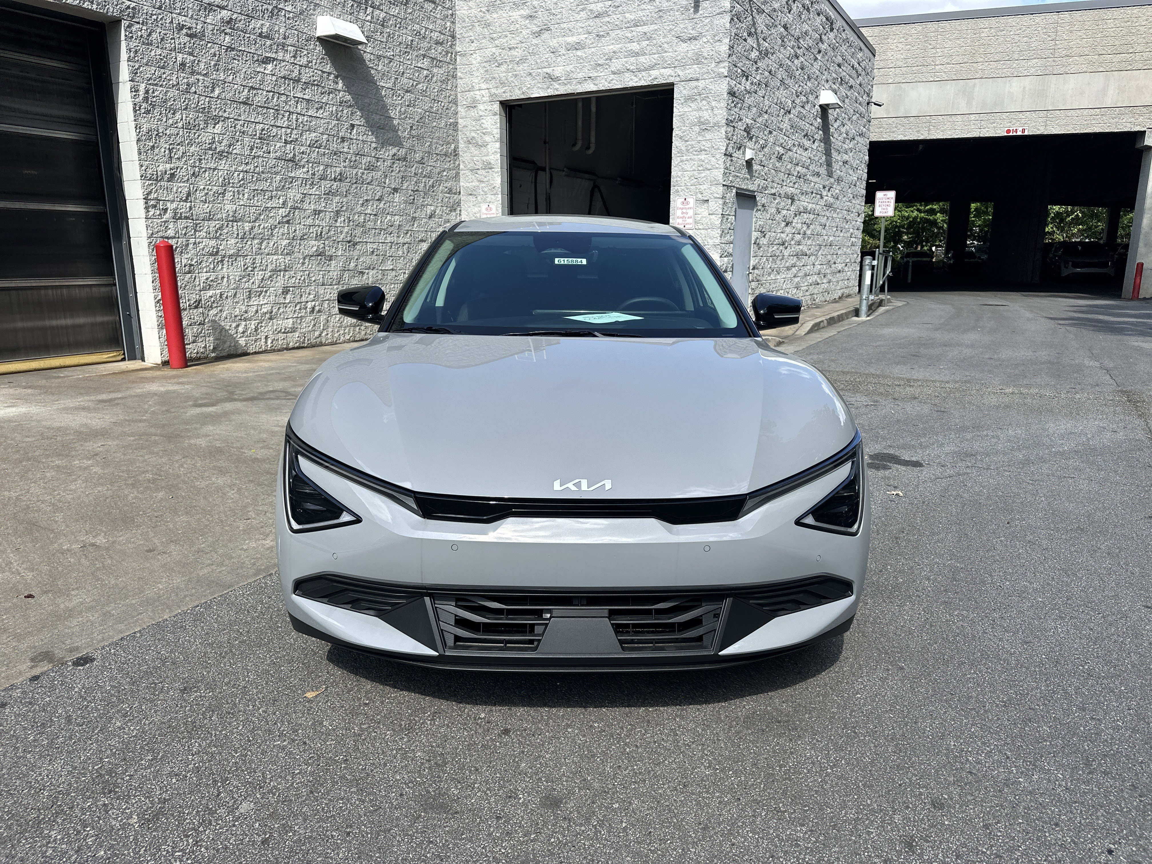 New 2026 Wolf Gray Kia LIGHT image 3