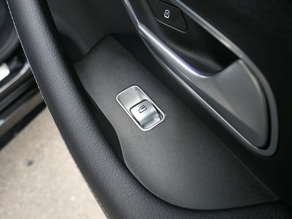 Used 2025 Black Mercedes-Benz GLS 450 image 24
