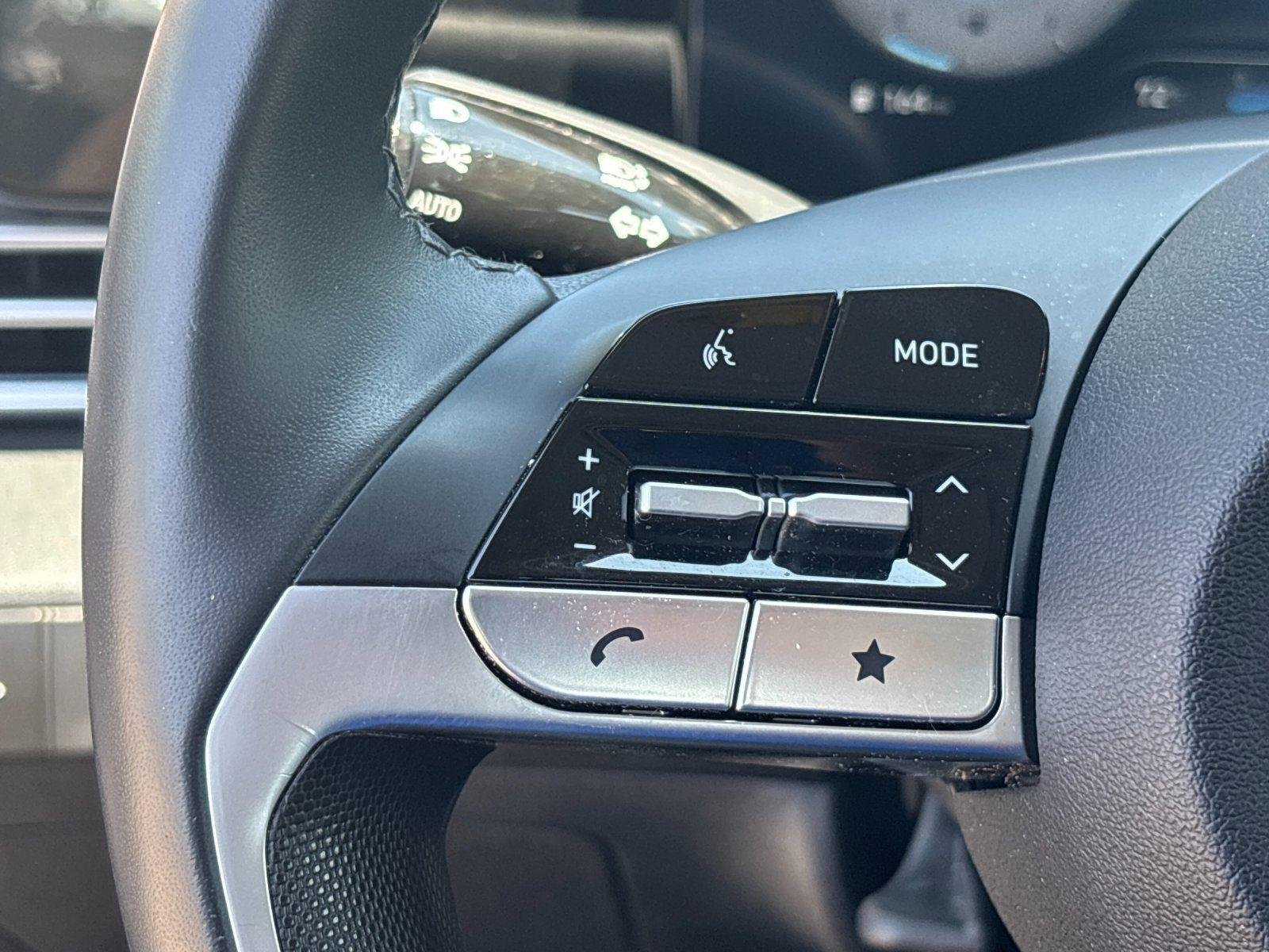 Used 2025 Ecotronic Gray Hyundai SEL Convenience image 19