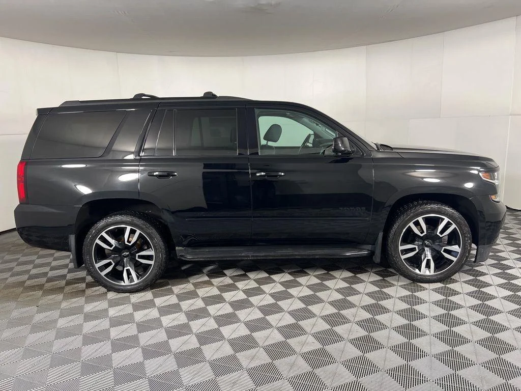 Used 2020 Black Chevrolet Premier image 13
