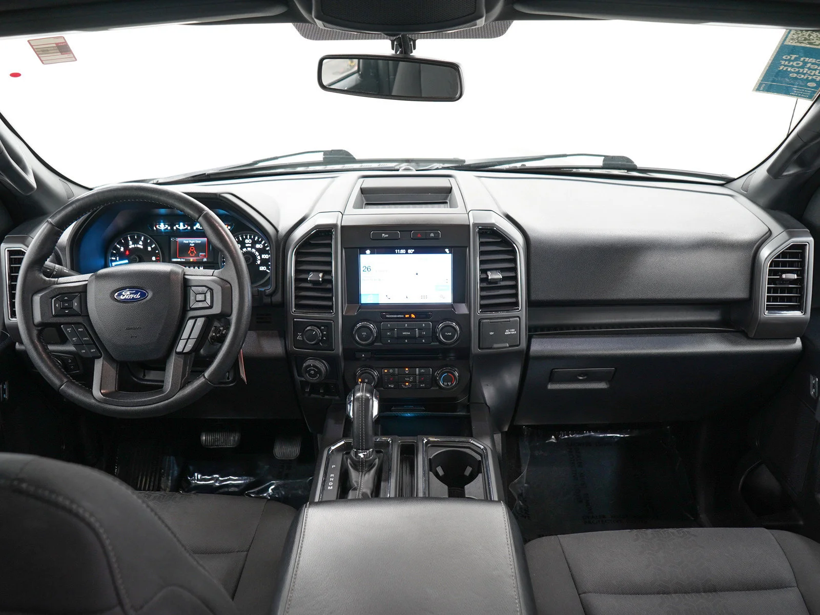 Used 2018  Ford XL image 14