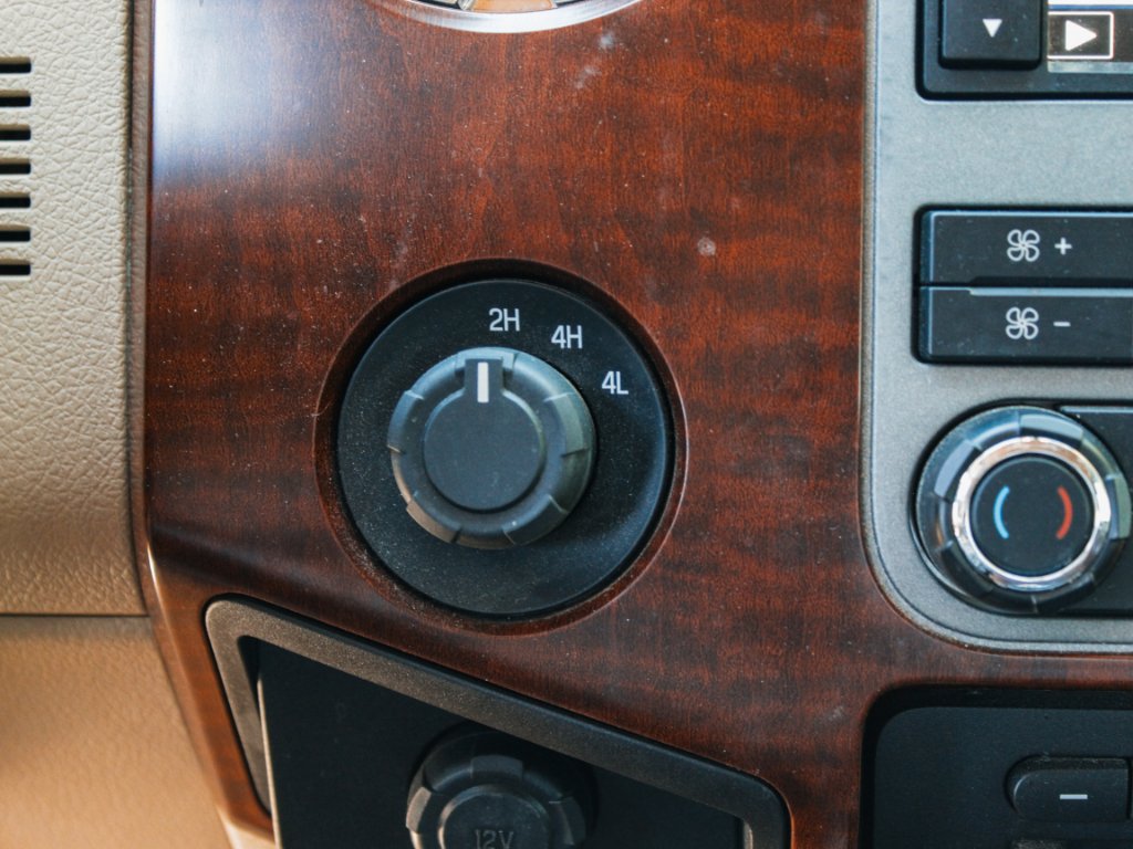 Used 2012 Tuxedo Black Ford King Ranch image 18