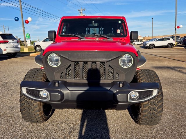 Used 2020 Red Jeep Overland image 2
