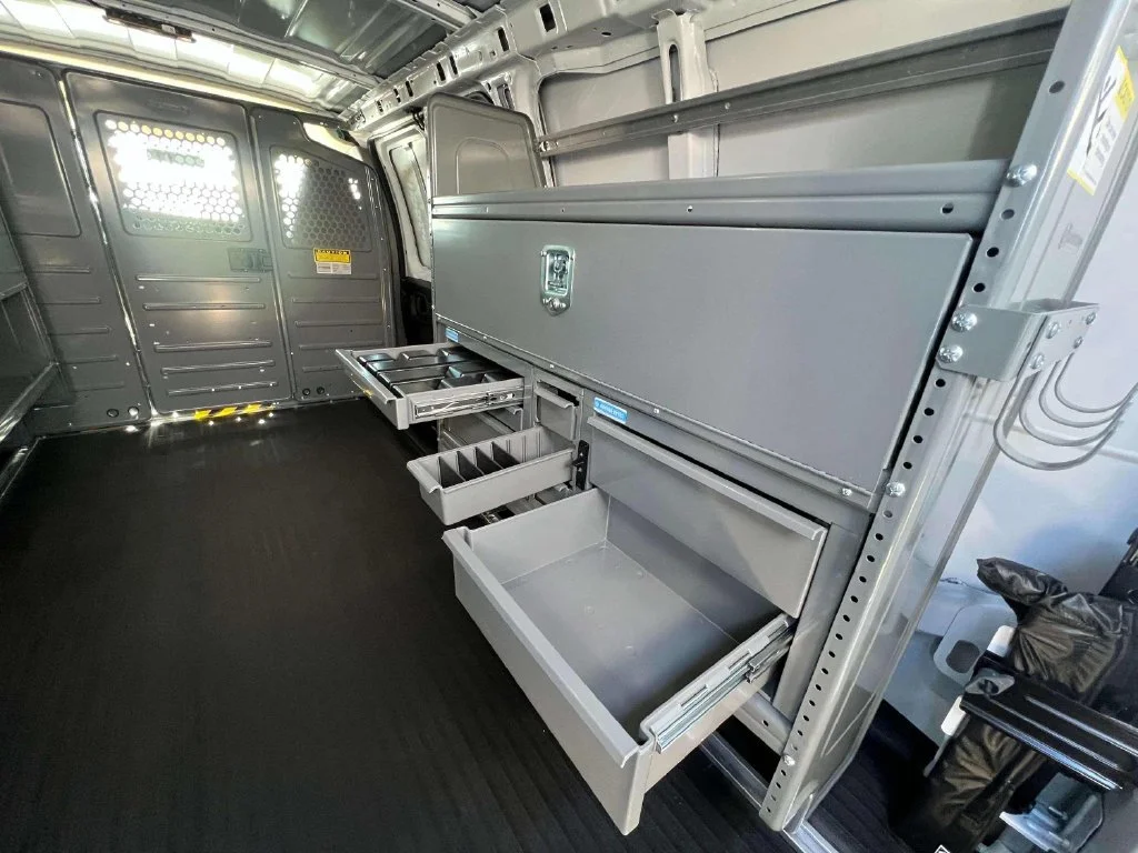 2026 Chevrolet Express Cargo Work Van - Photo 32