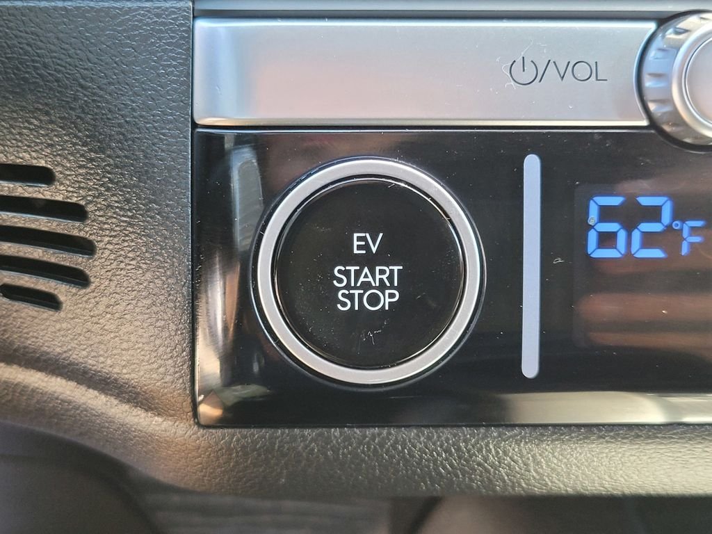 Certified Used 2024 White Hyundai SEL image 22