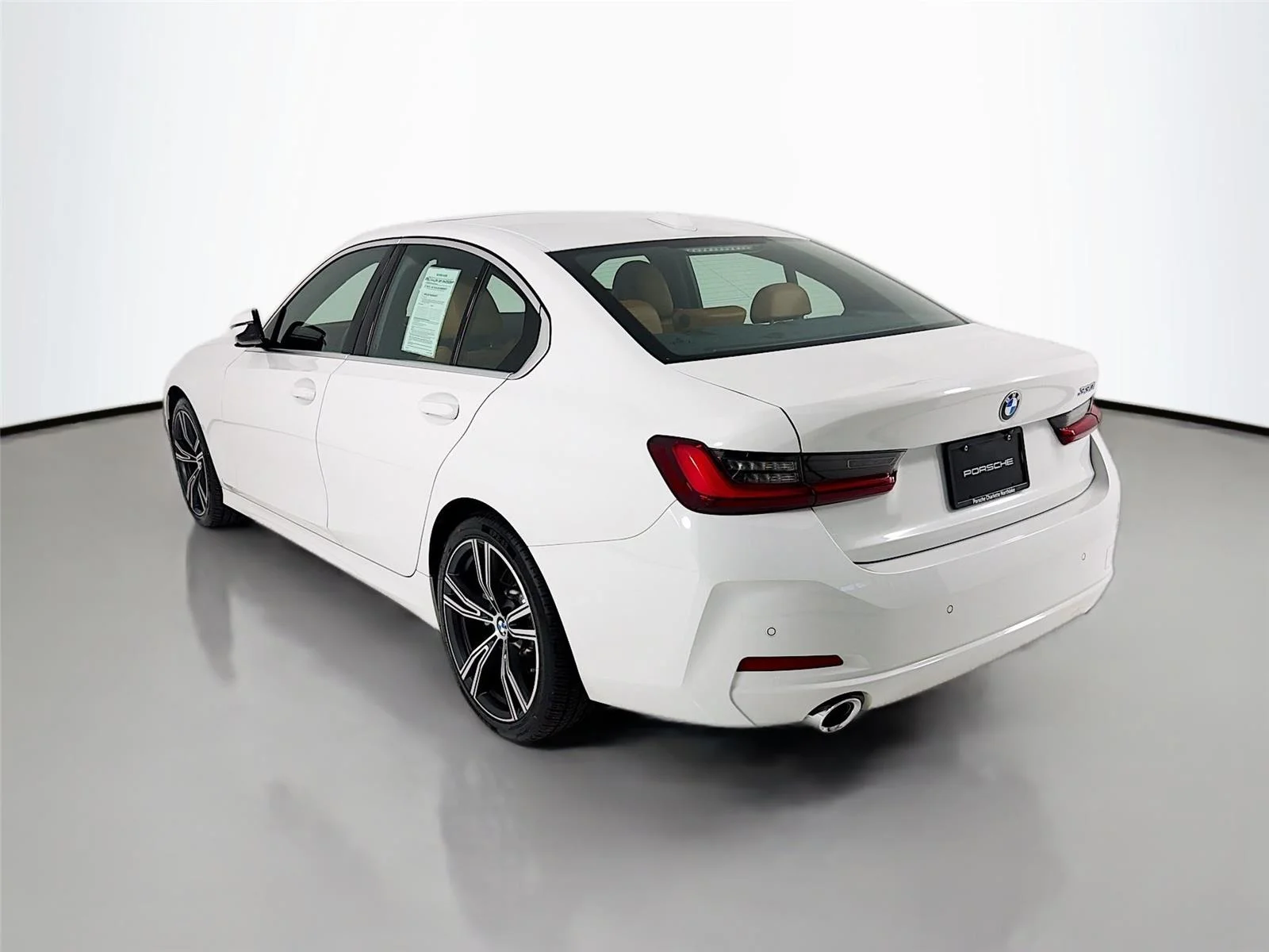 Used 2024 Alpine White BMW 330i image 3