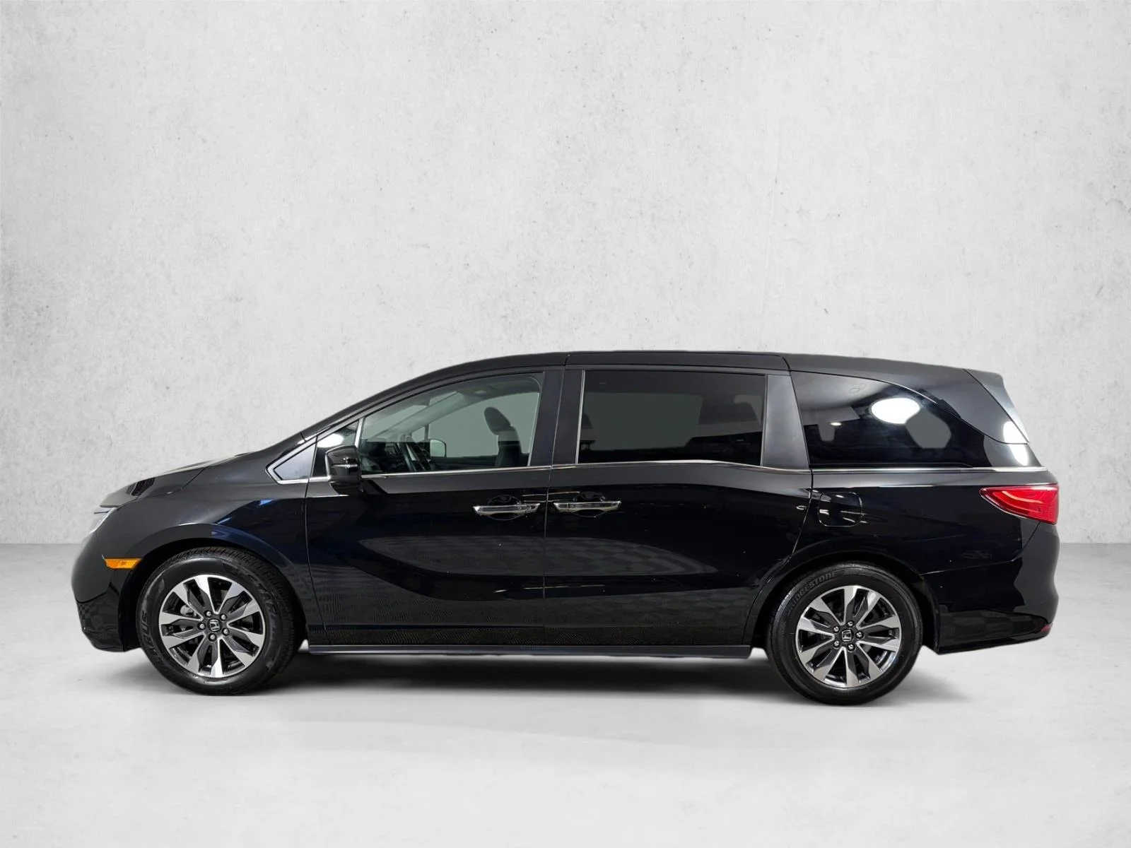 Used 2023 Black Honda EX-L image 7