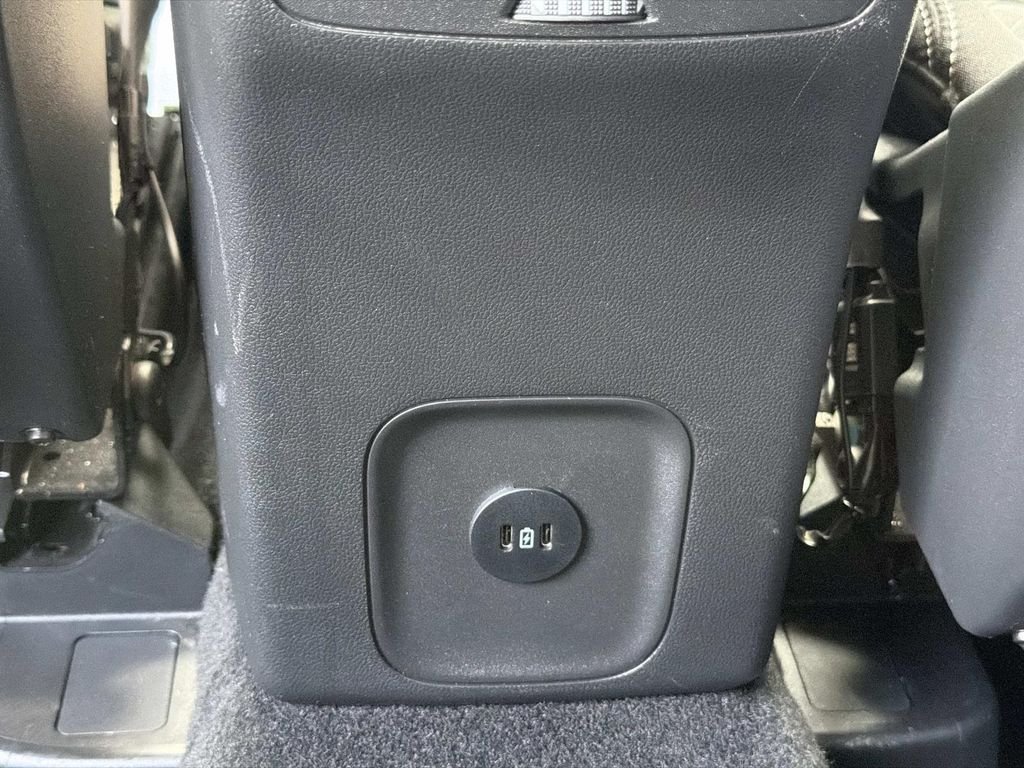 Used 2025 Silver Ford Active image 19