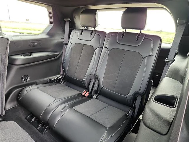 New 2027 PX8 High Gloss Jeep L LAREDO ALTITUDE 4X2 image 9