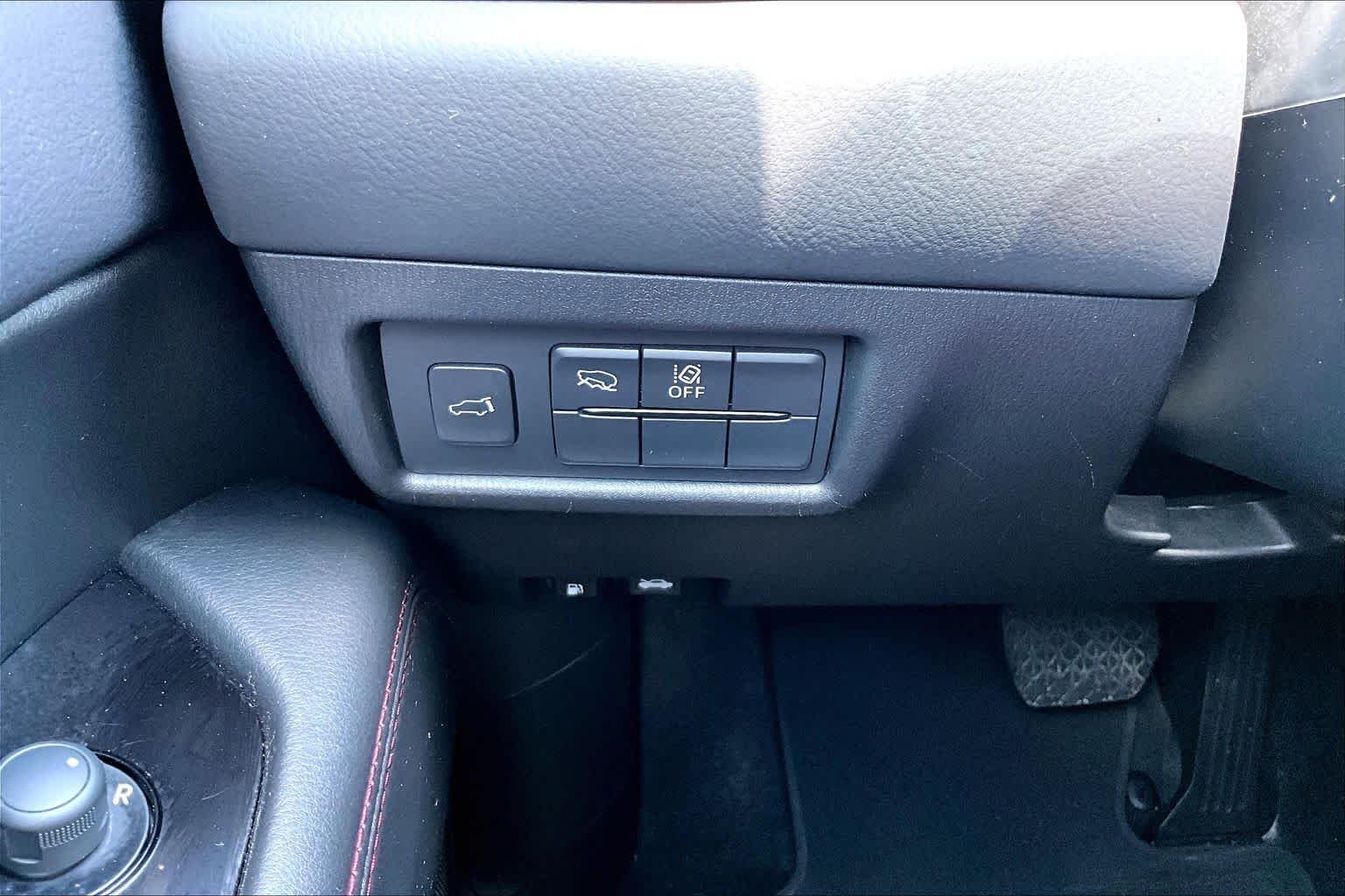 Used 2022 Polymetal Gray Mazda 2.5 S Carbon Edition image 34