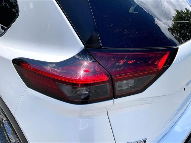 Used 2025 White Nissan S image 31