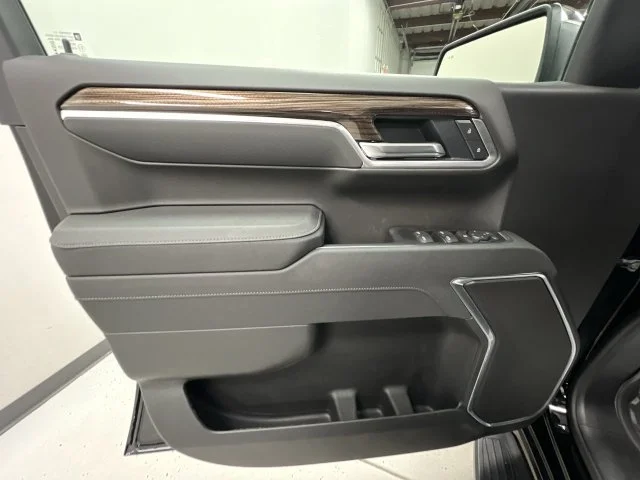 New 2026 Black Chevrolet LT image 23