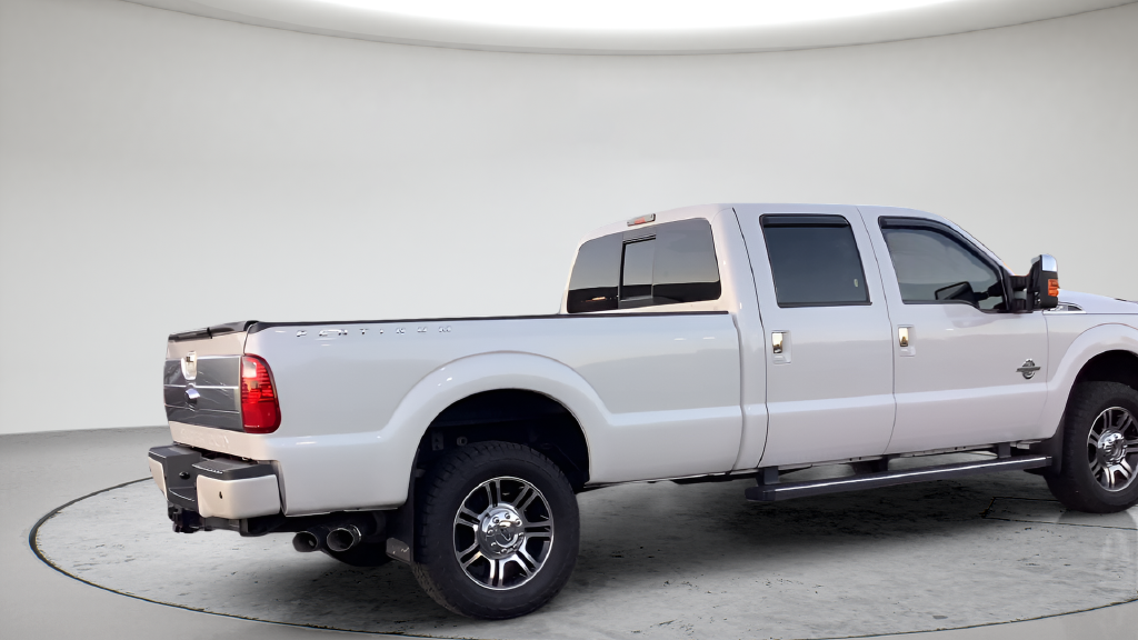 Used 2015 White Platinum Clearcoat Metallic Ford Platinum image 6