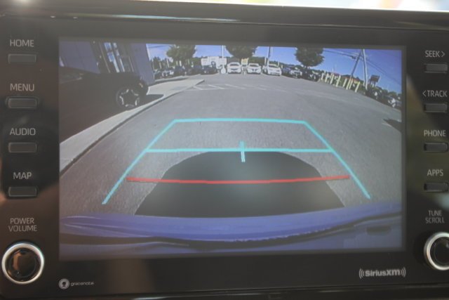 Used 2022 White Toyota LE image 9
