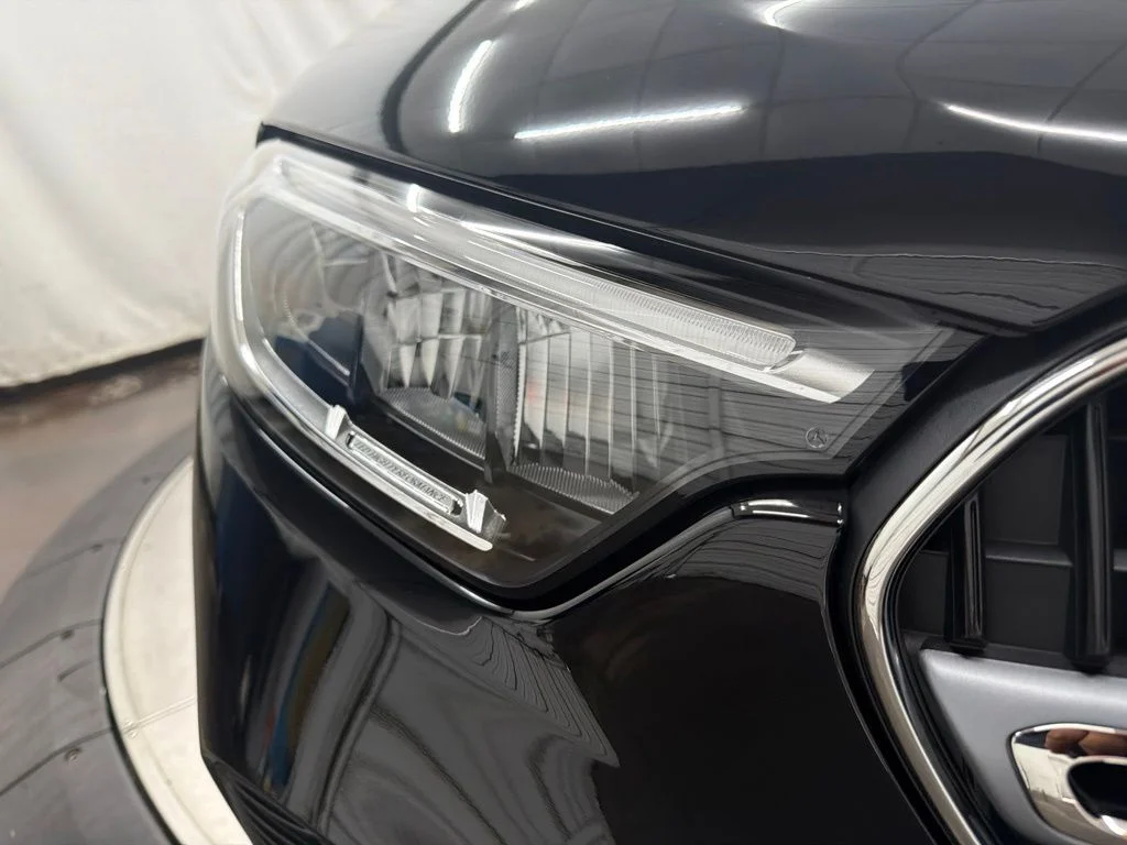 New 2027 Black Mercedes-Benz GLC 300 image 10
