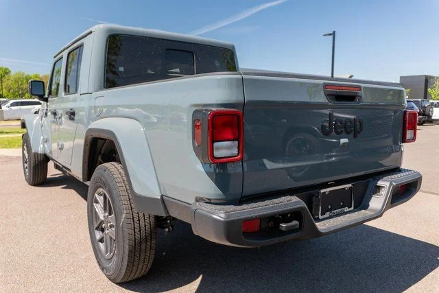 New 2026 Anvil Clear-Coat Exterior Paint Jeep Sport S image 7
