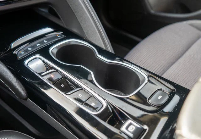Used 2023 White Buick Preferred image 34