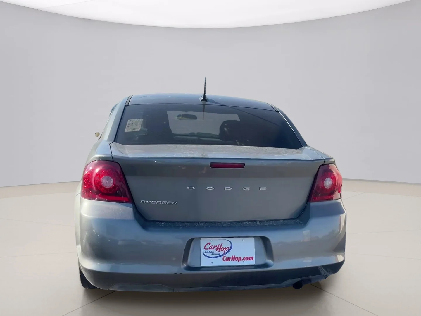 Used 2013 Grey Dodge SE image 5