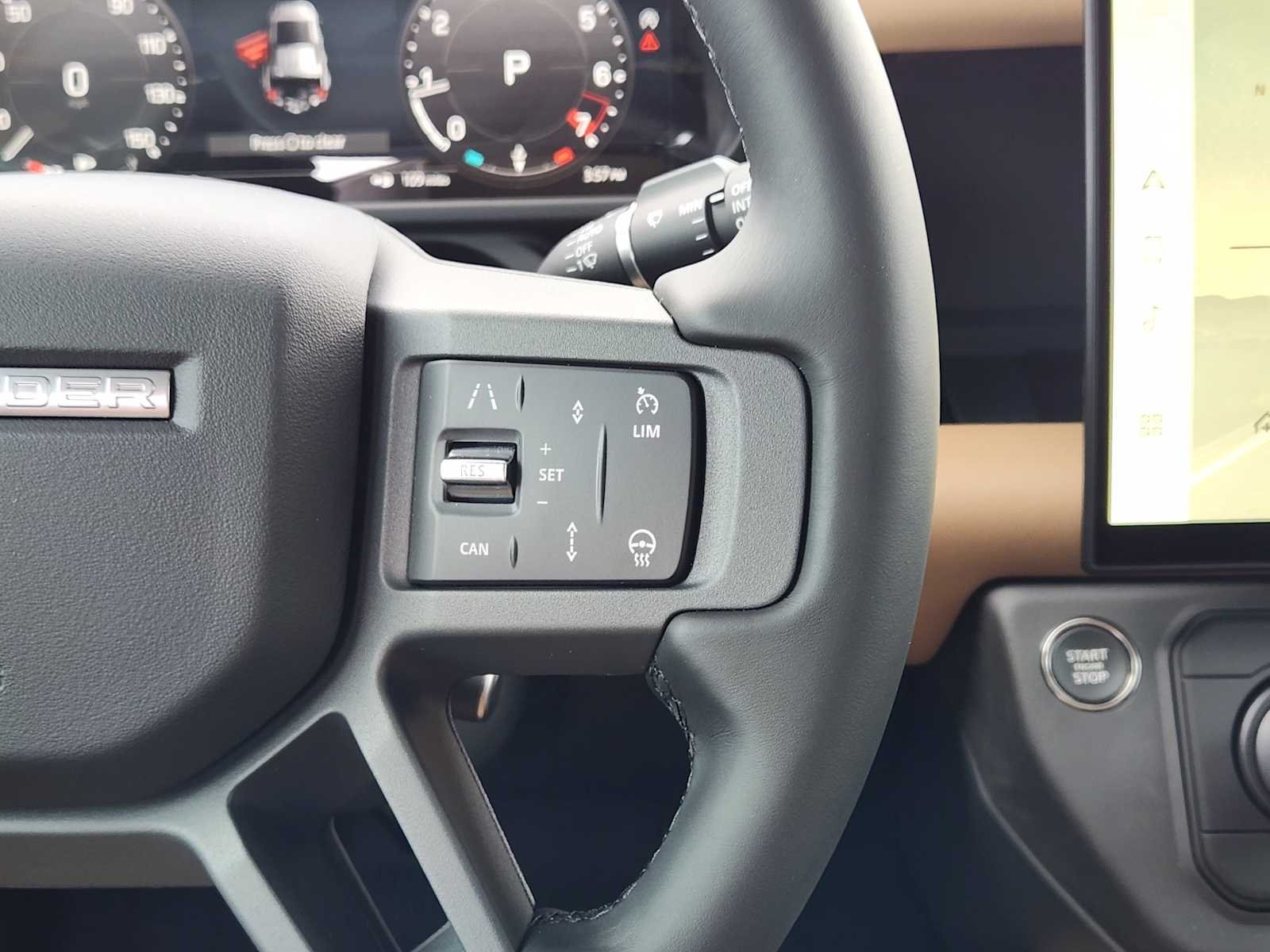 New 2026 Santorini Black LAND ROVER S image 28