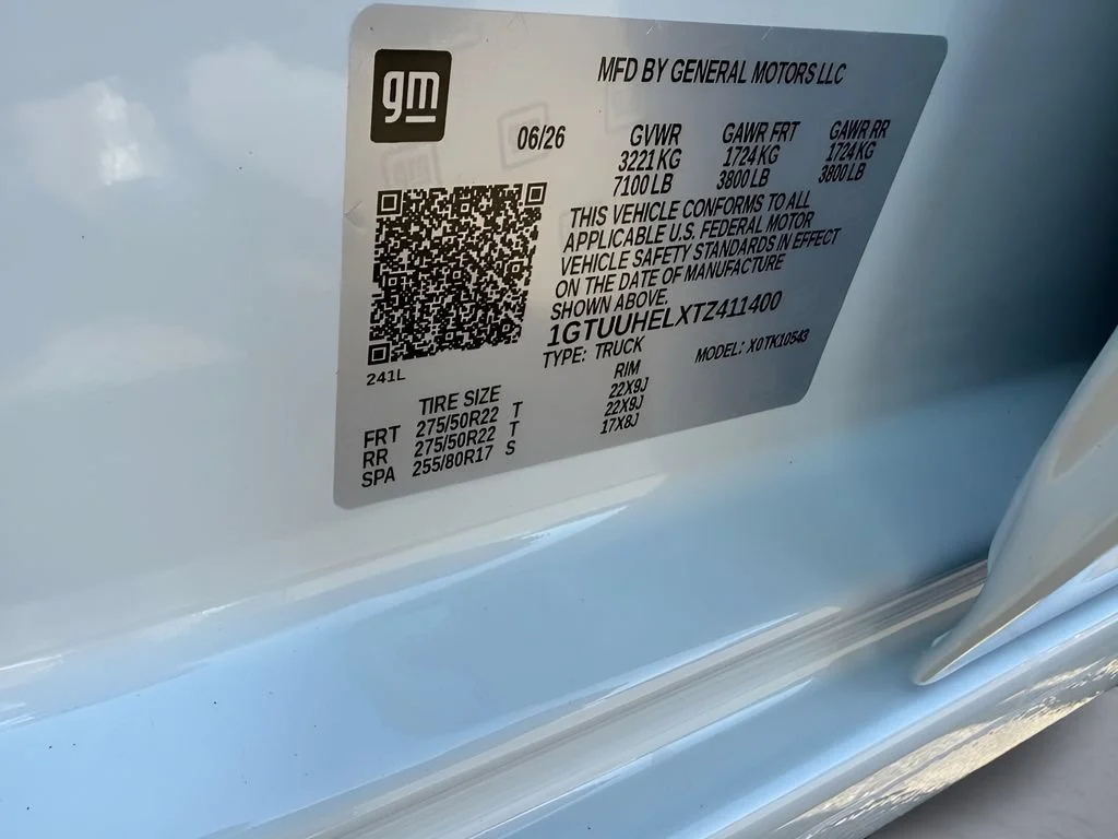 New 2026 Glacier White Tricoat GMC Denali Ultimate image 43