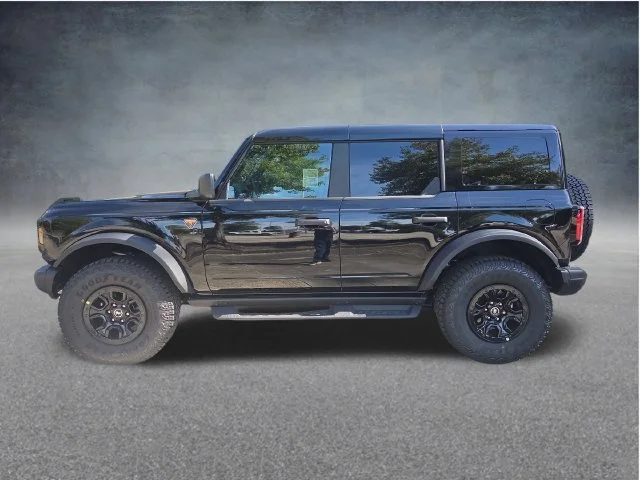 New 2026 Shadow Black Ford Badlands® image 5