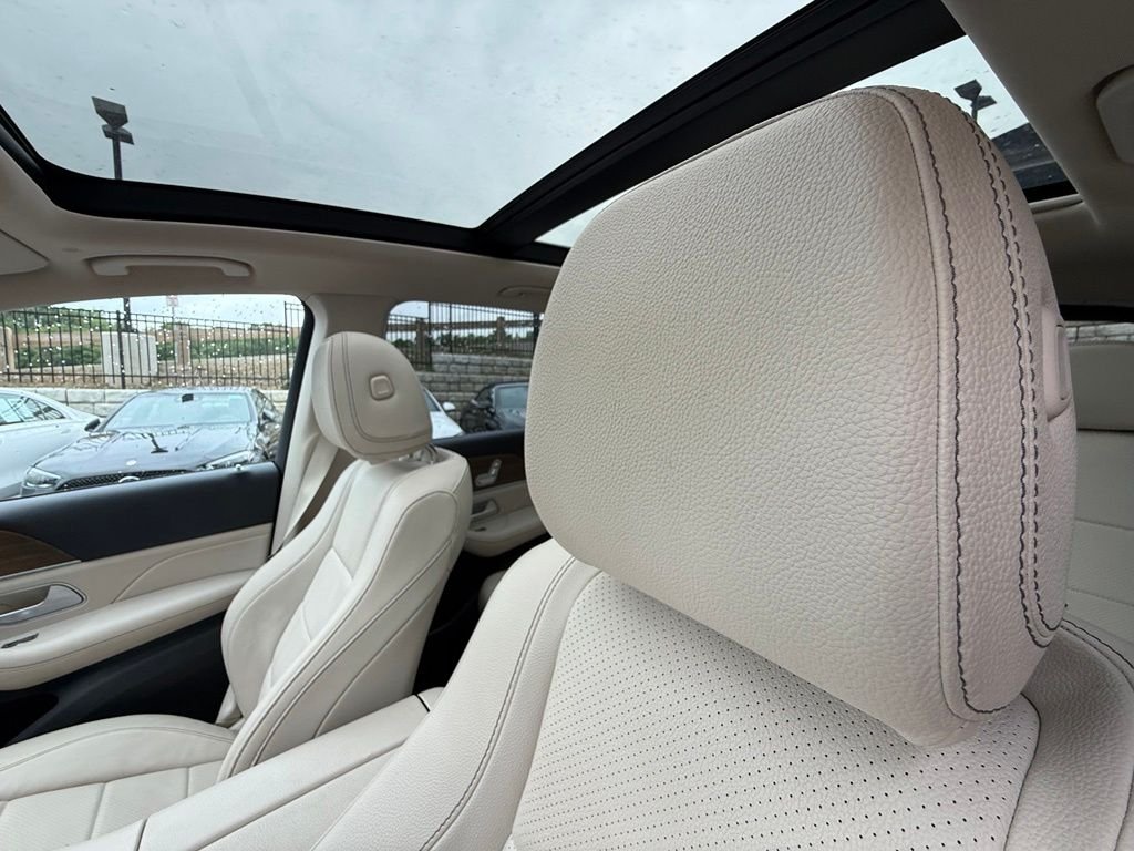 Certified Used 2022 Blue Mercedes-Benz GLE 350 image 23