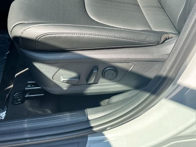 New 2026 Wolf Gray Kia EX image 18